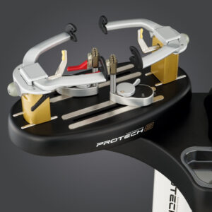 Перетяжка ракетки вашей струной