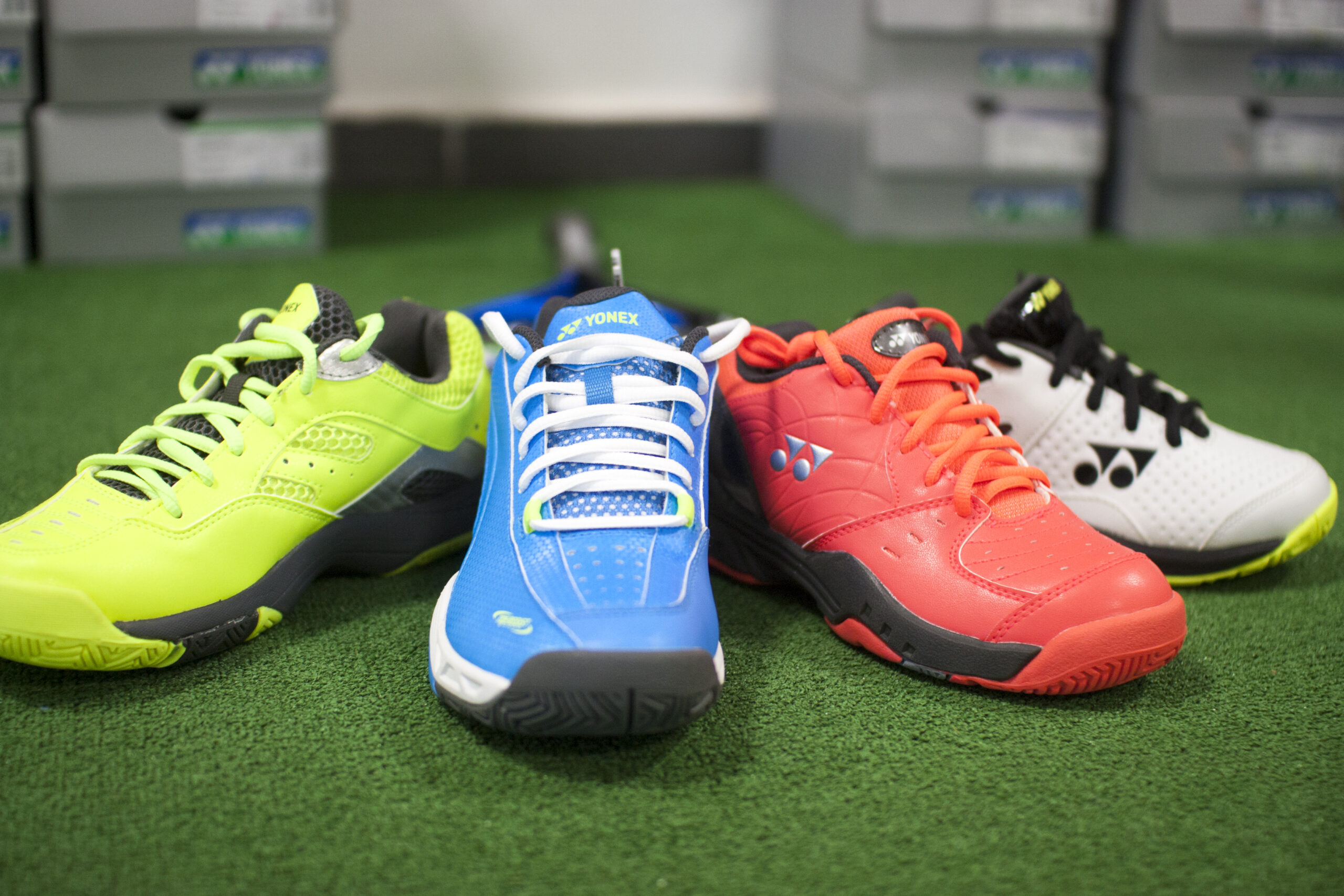 Как выбрать кроссовки для бадминтона - Yonex Беларусь