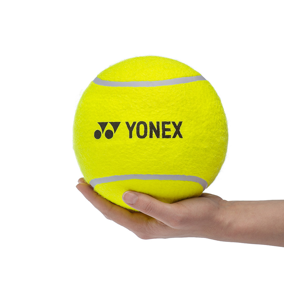 Сувенирный мяч Yonex Jumbo Ball (18 см) — изображение 2